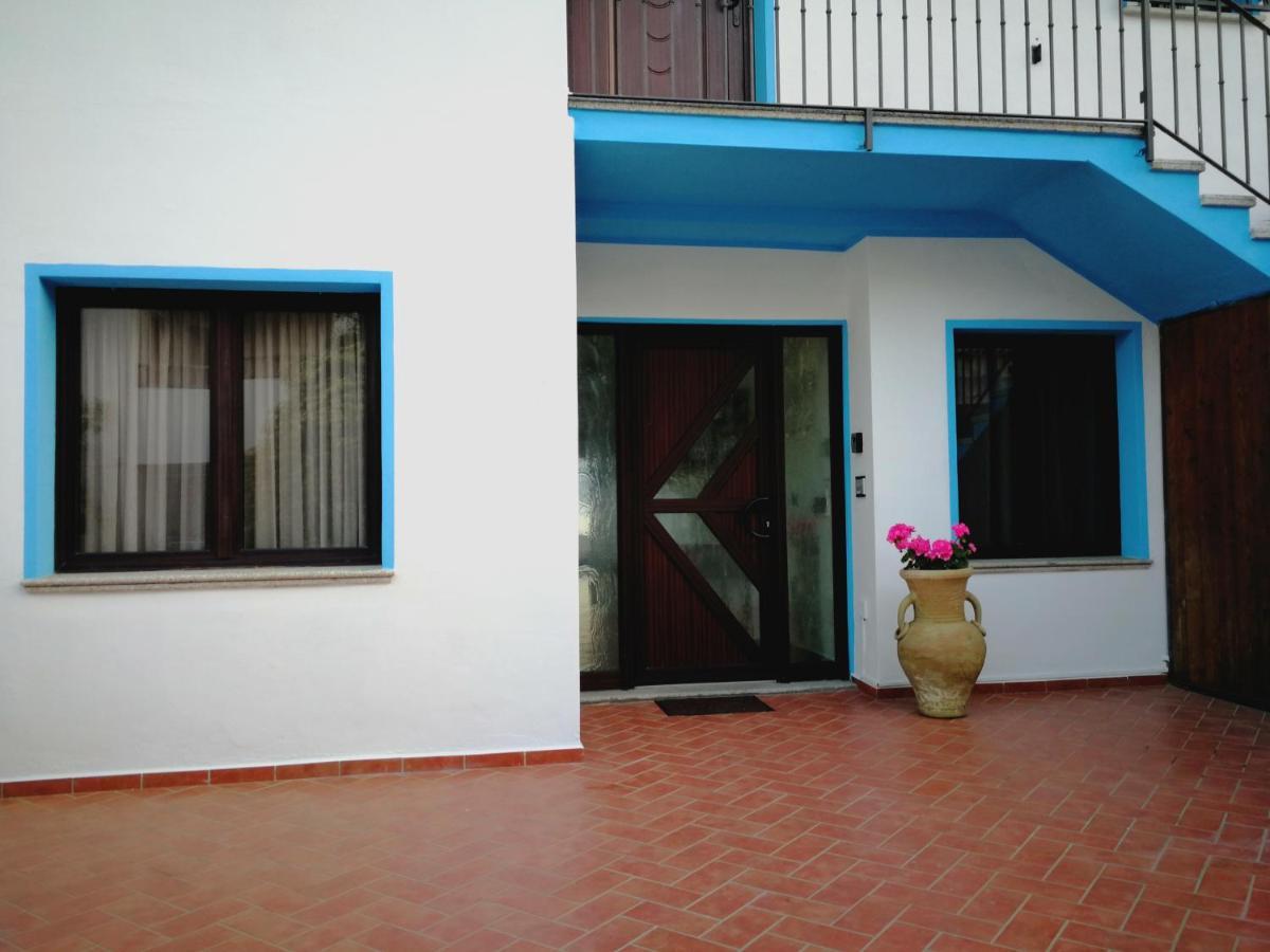 Cala Gonone House Apartamento Exterior foto